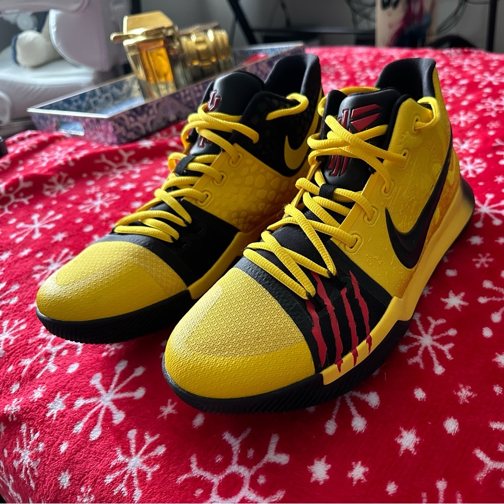 Kyrie 3 'Mamba Mentality